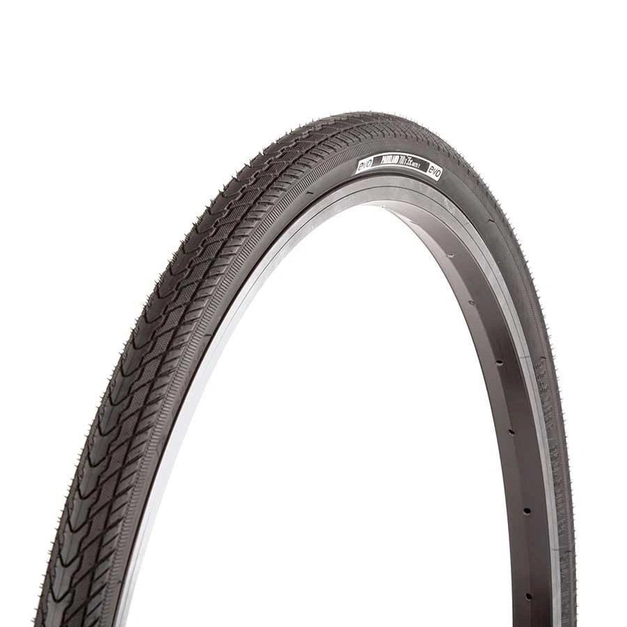 Parkland Pedal Power: Evo's Tyre Triumph for Bikes, Conquer Trails with Confidence.